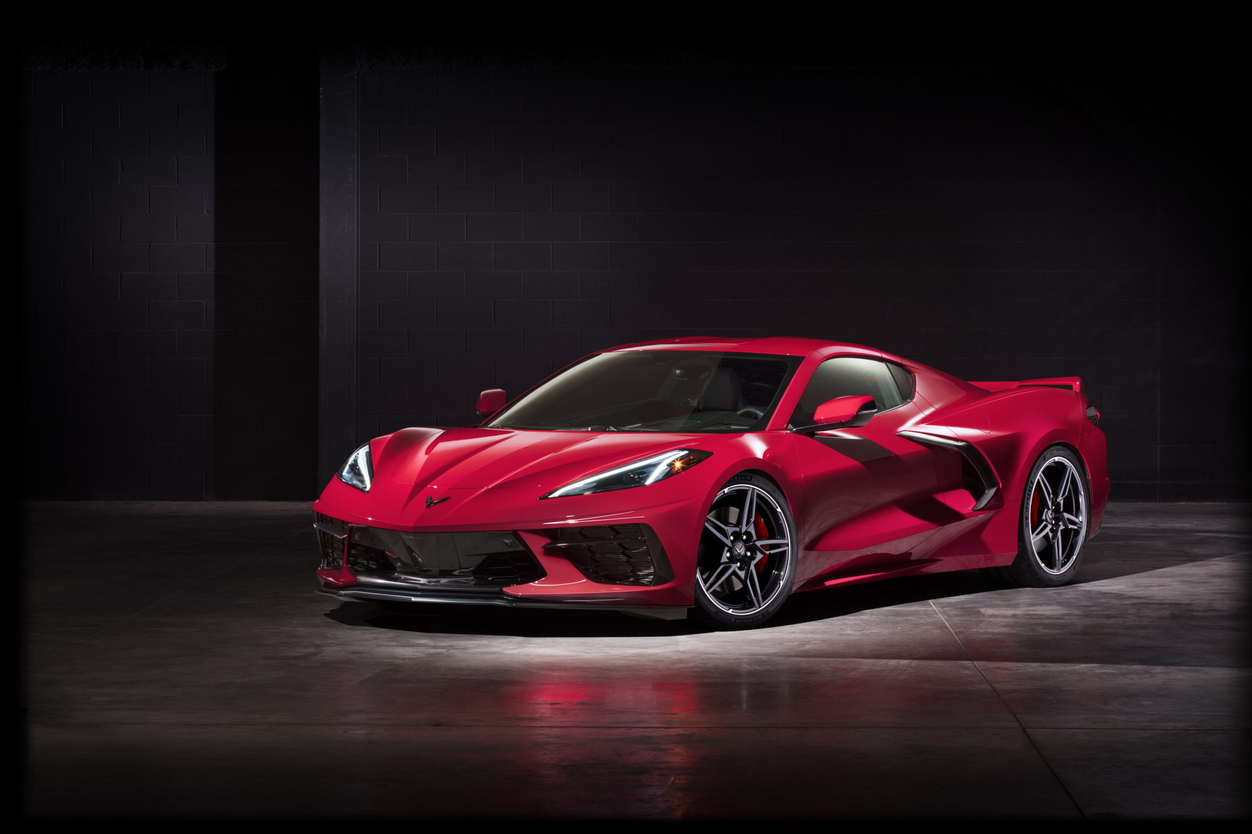 The American Apex: How the Corvette Stingray Redefines Performance and Purpose in the Global Automotive Landscape